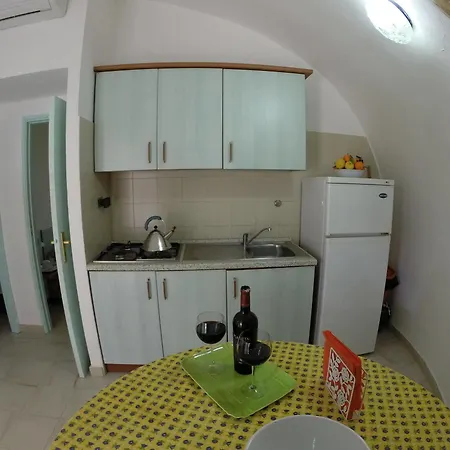 3sirene Apartment *